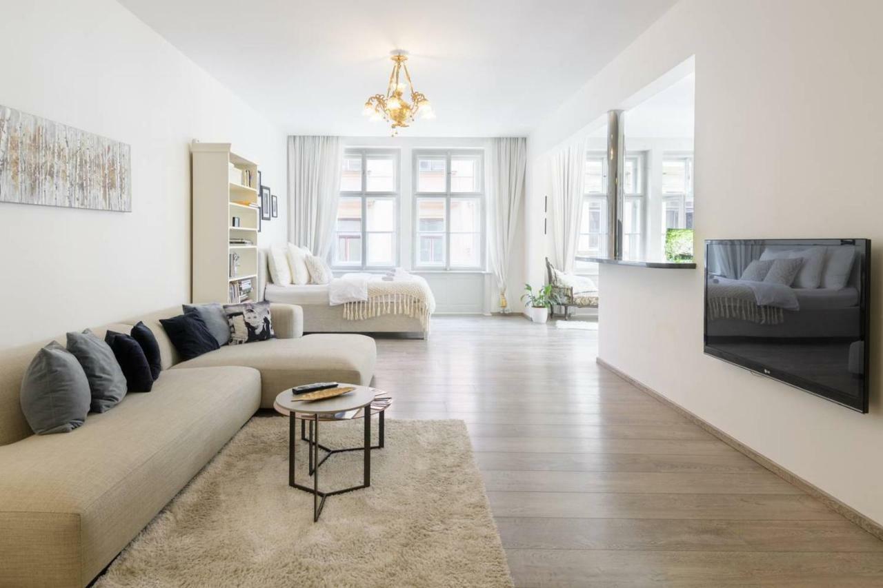 Appartement Stylish, Light-filled In The Historic Center Praag