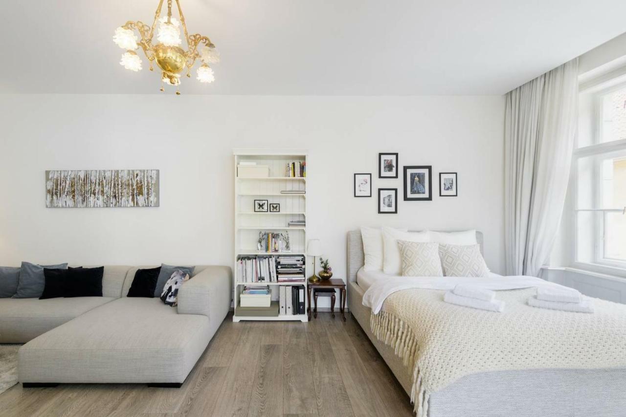 Appartement Stylish, Light-filled In The Historic Center Praag